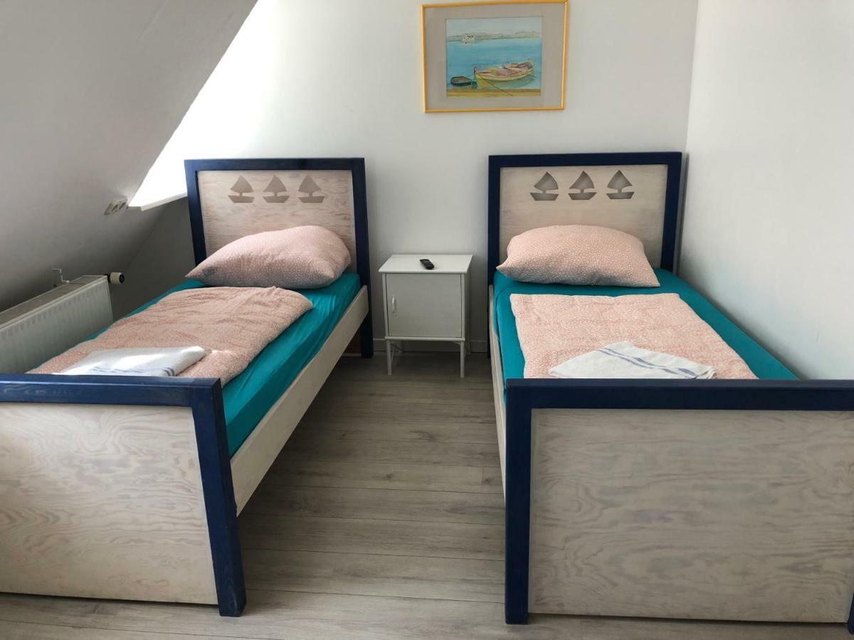 Pension Adler Любек Экстерьер фото